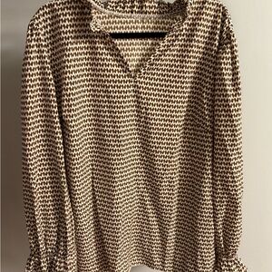 Woven Pattern Long-Sleeve Women’s Top in Brown and Cream
